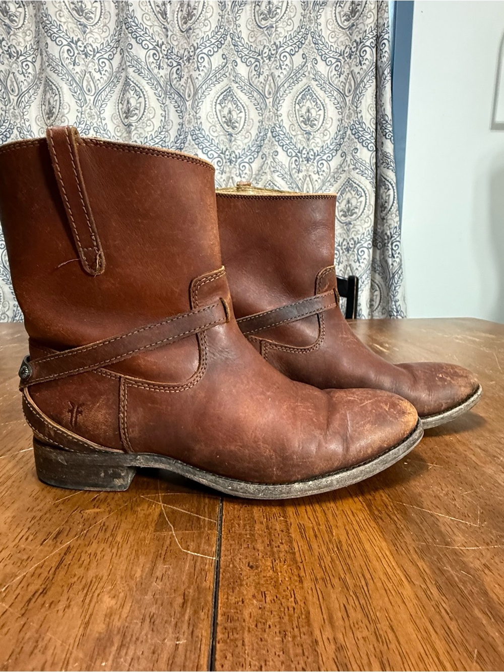 Frye Lindsay Plate 3476980 Cognac Leather Harness Moto Boots Women’s 6.5 B